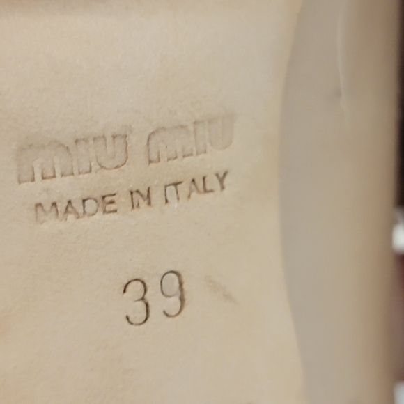 Miu Miu champagne satin platform Mary jane heels with scarlet captoe - Picture 9 of 15